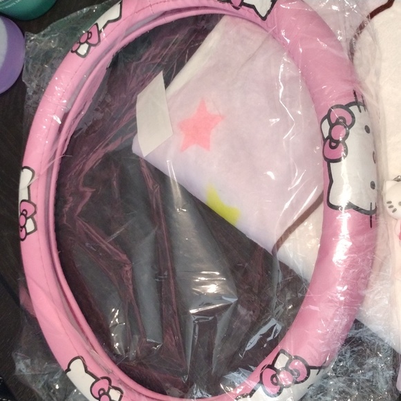 🩷💝Hello Kitty Sanrio Bundle💝🩷 - Picture 17 of 17